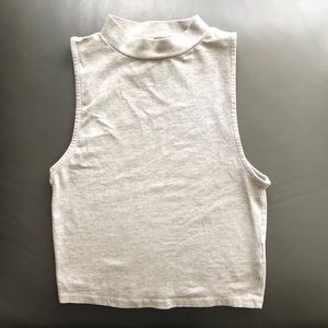 Grey crop top 🌻 3 for $22